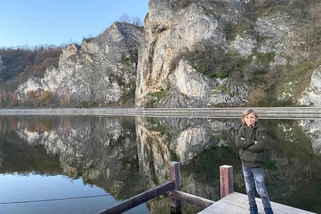 Vikarti Stay, A Lovely House With Incredible View Dinant Exterior photo